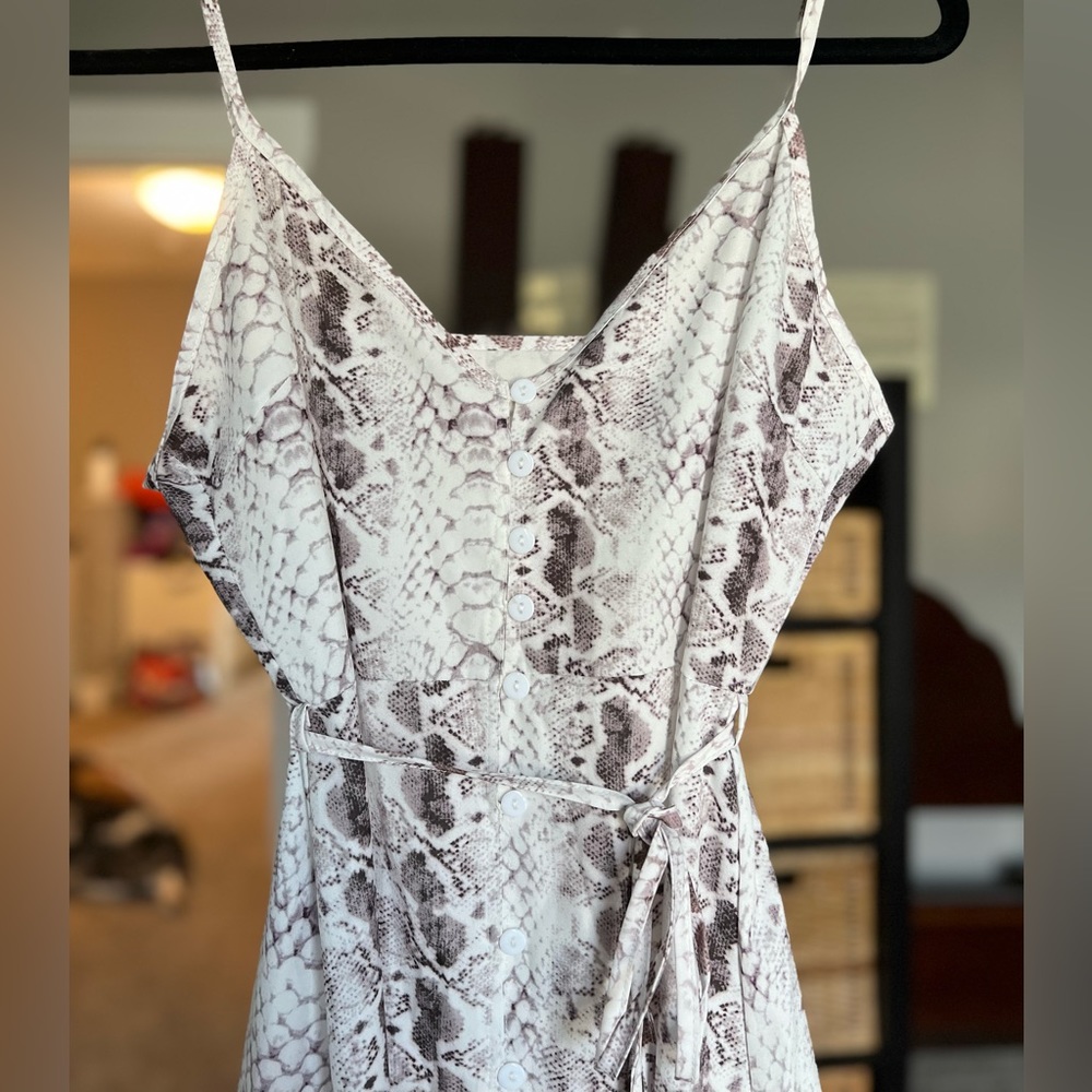🌟Snakeskin maxi dress size s/m 🌟 - Picture 3 of 4
